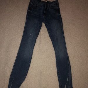 GAP JEANS HIGH RISE SLIM STRAIGHT 24 WAIST